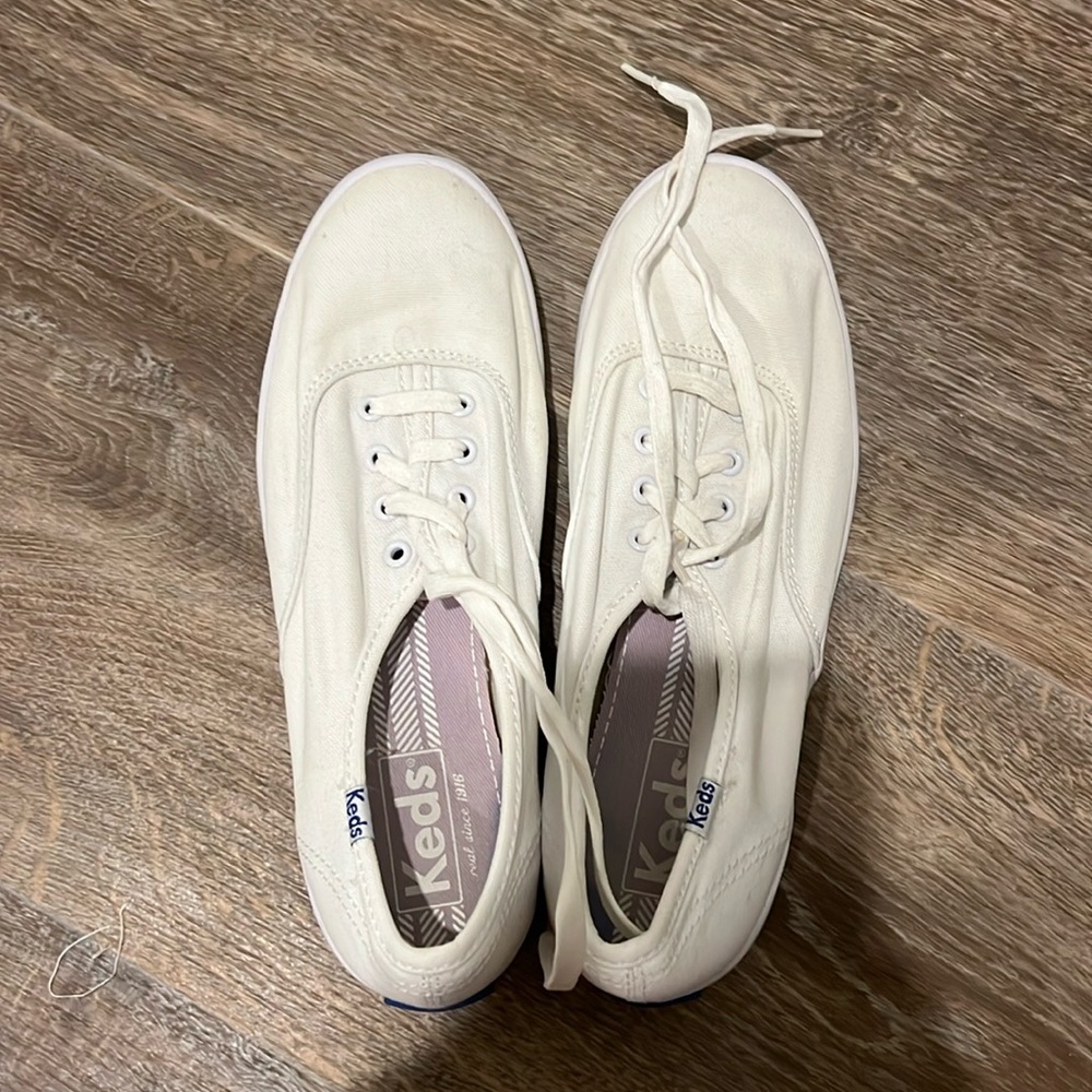 White Keds | Size 6